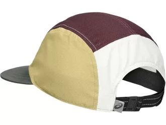 CASQUETTE ASICS À 5 PANNEAUX